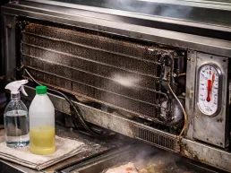 errores vitrina refrigerada suciedad condensador mantenimiento vitrinas refrigeradas